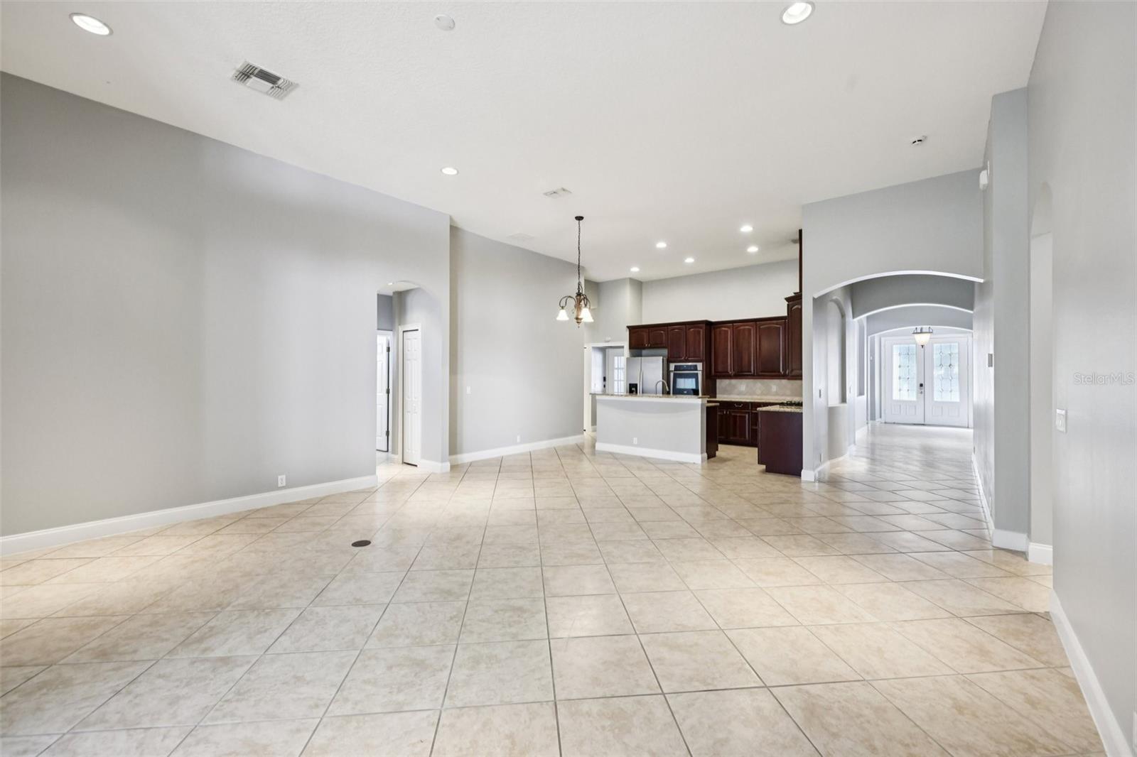 KEENES POINTE - Residential