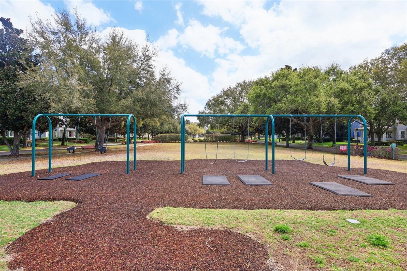 KEENES POINTE - Residential