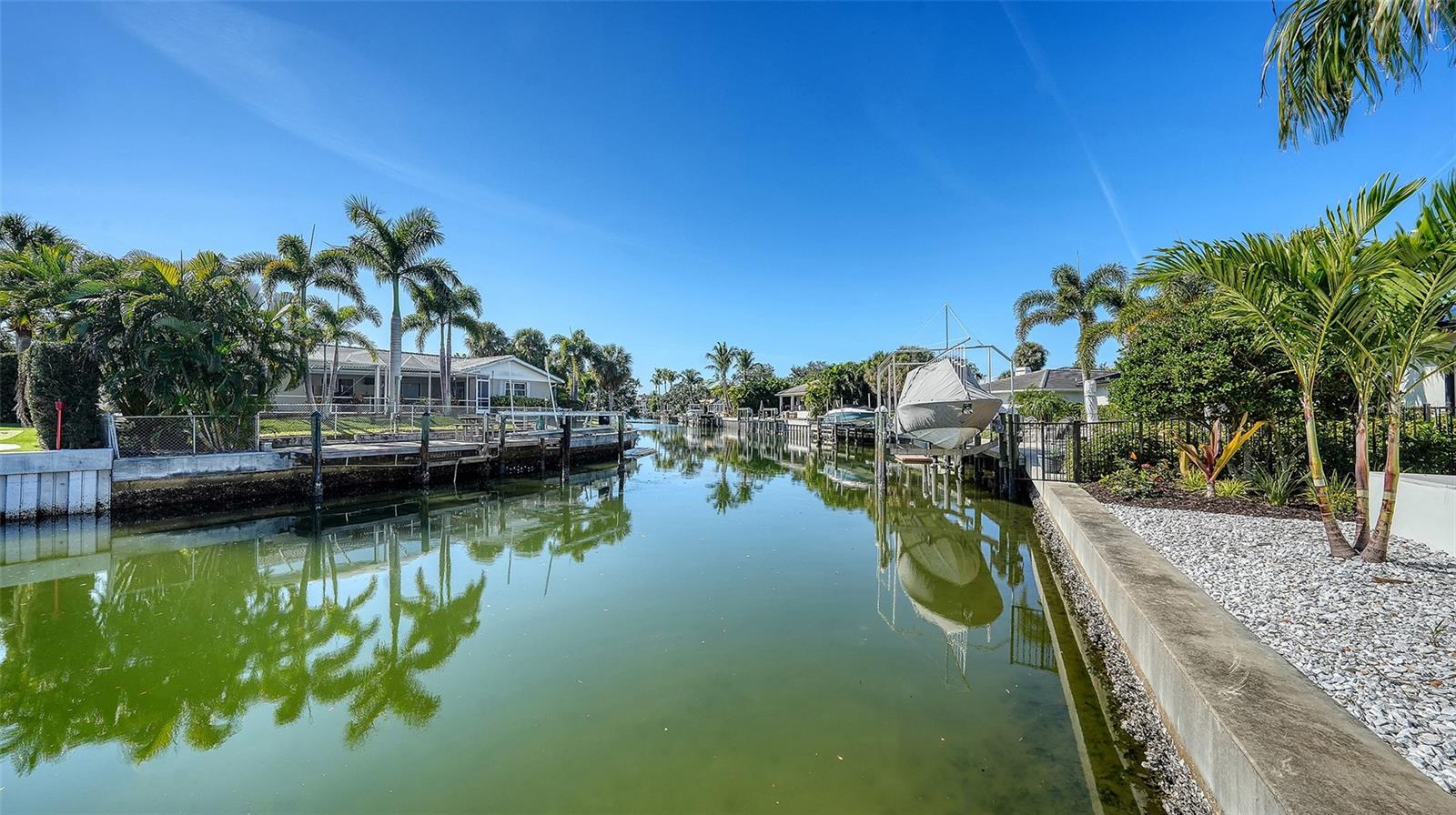 SIESTAS BAYSIDE WATERSIDE EAST - Residential