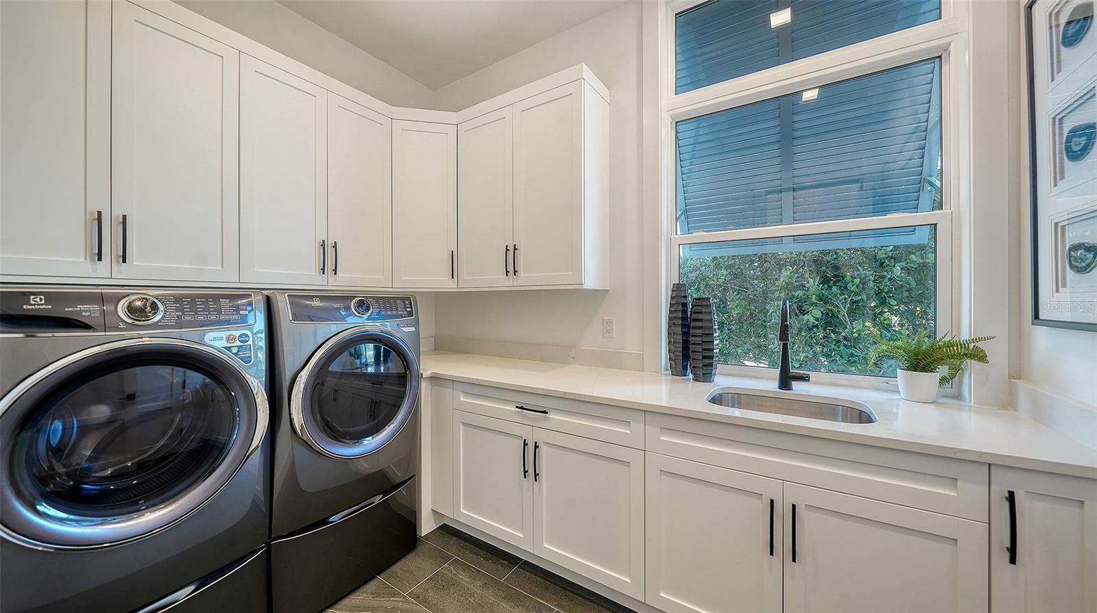 SIESTAS BAYSIDE WATERSIDE EAST - Residential