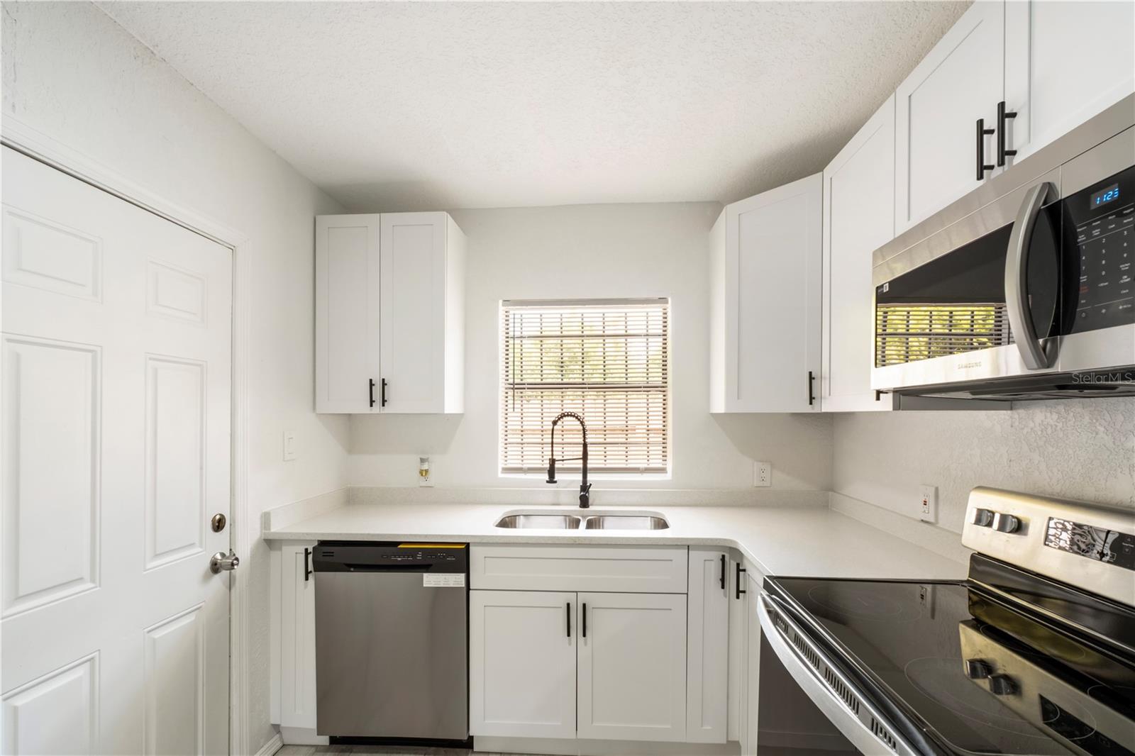 EATONVILLE - Residential