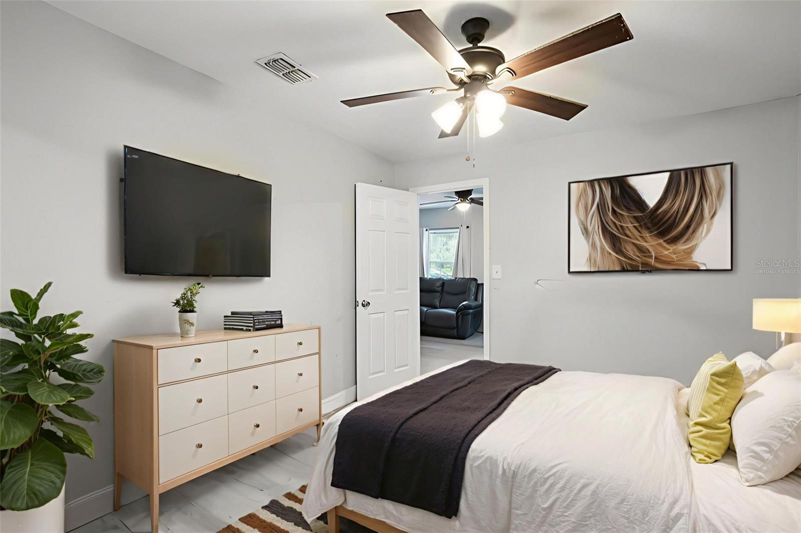 ELLICHS - Residential