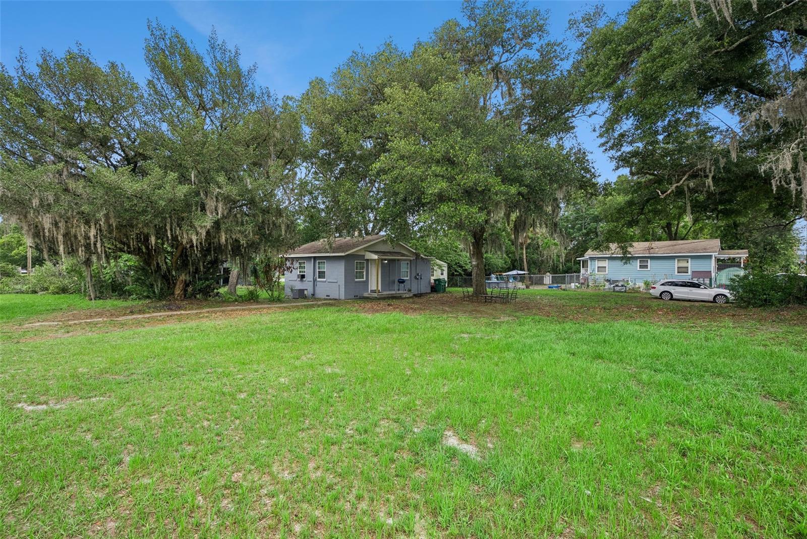 ELLICHS - Residential
