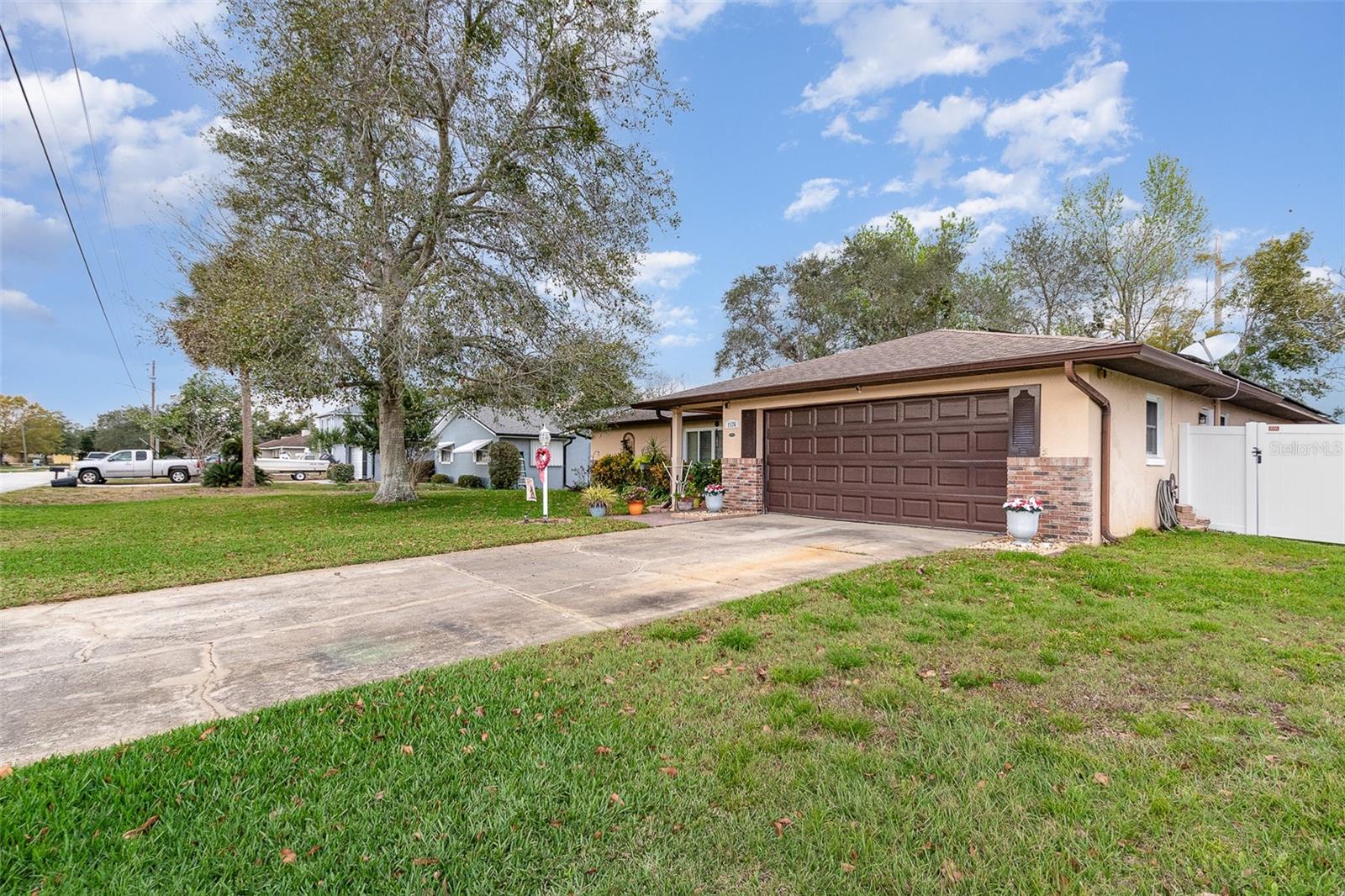 1176 BALFOUR DRIVE