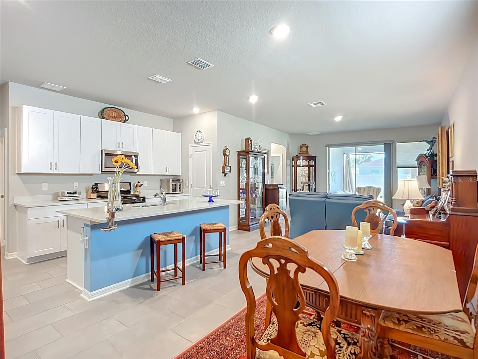 5727 BUNGALOW GROVE COURT