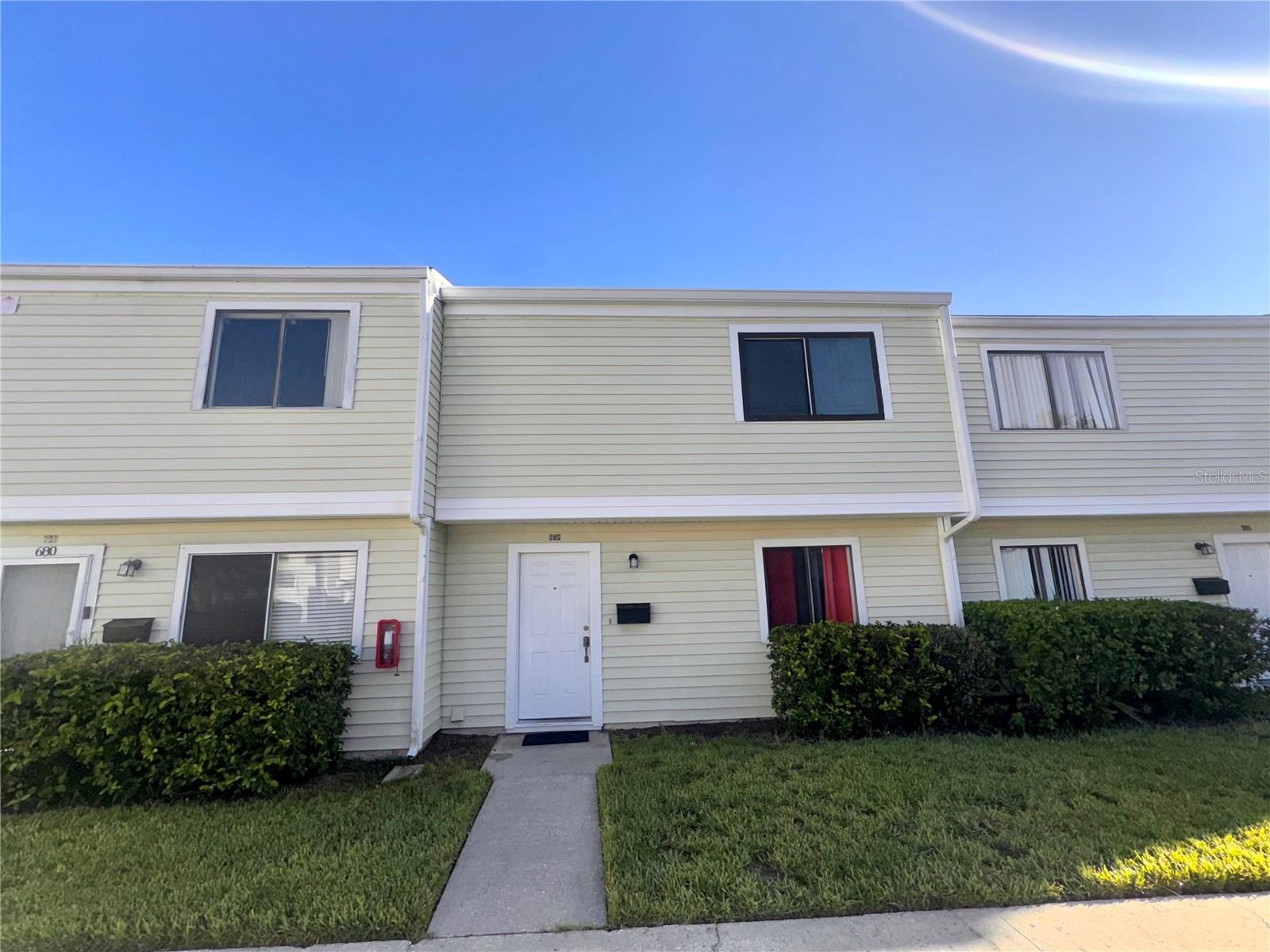 ALTAMONTE HEIGHTS - Residential