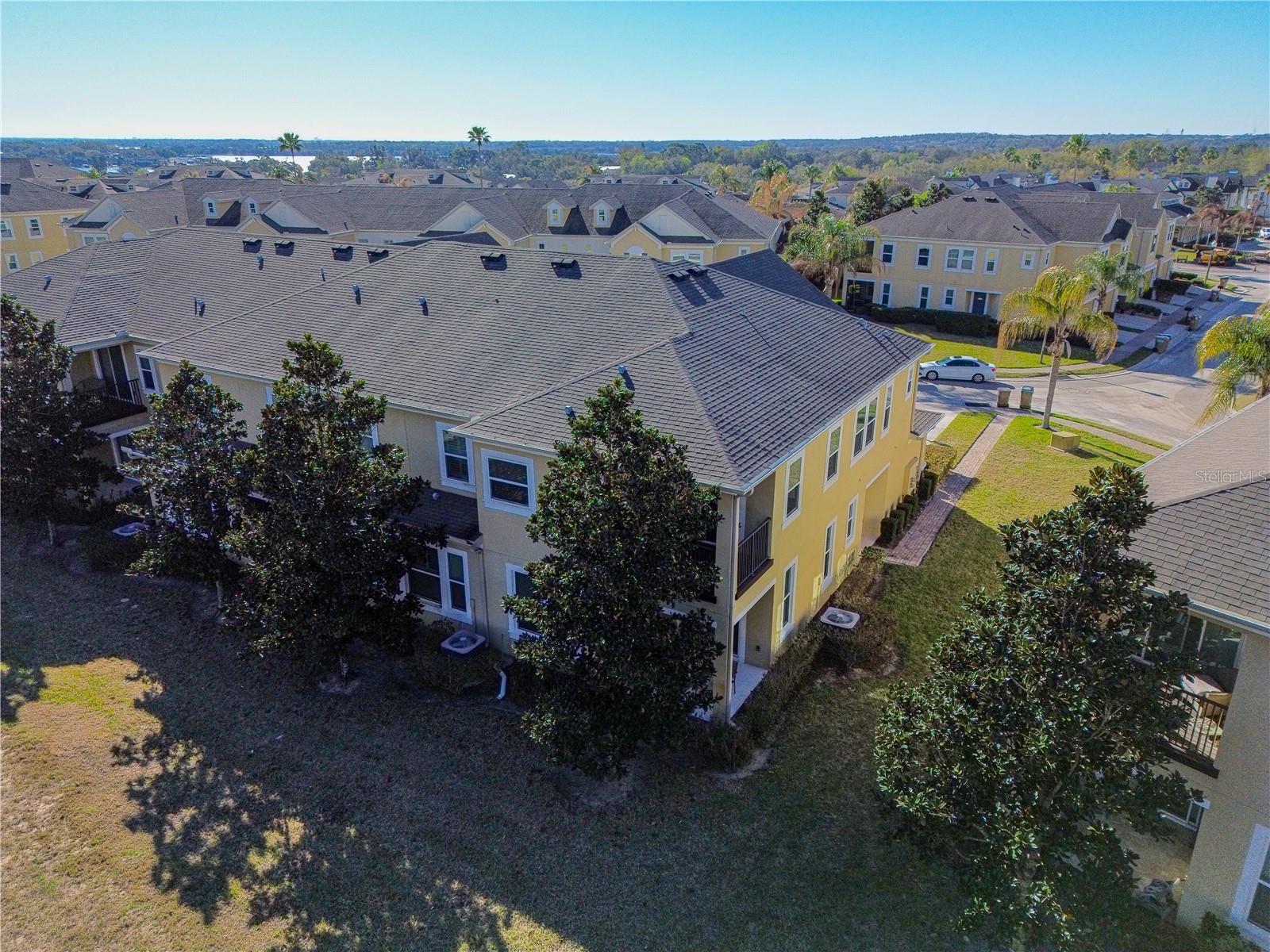 MAGNOLIA POINTE - Residential