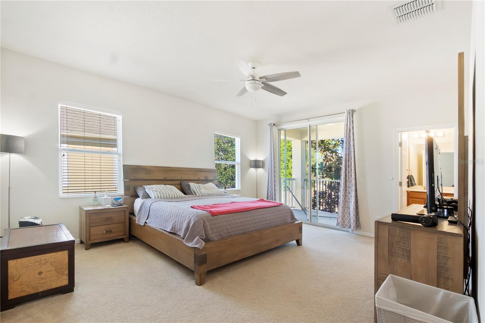 MAGNOLIA POINTE - Residential