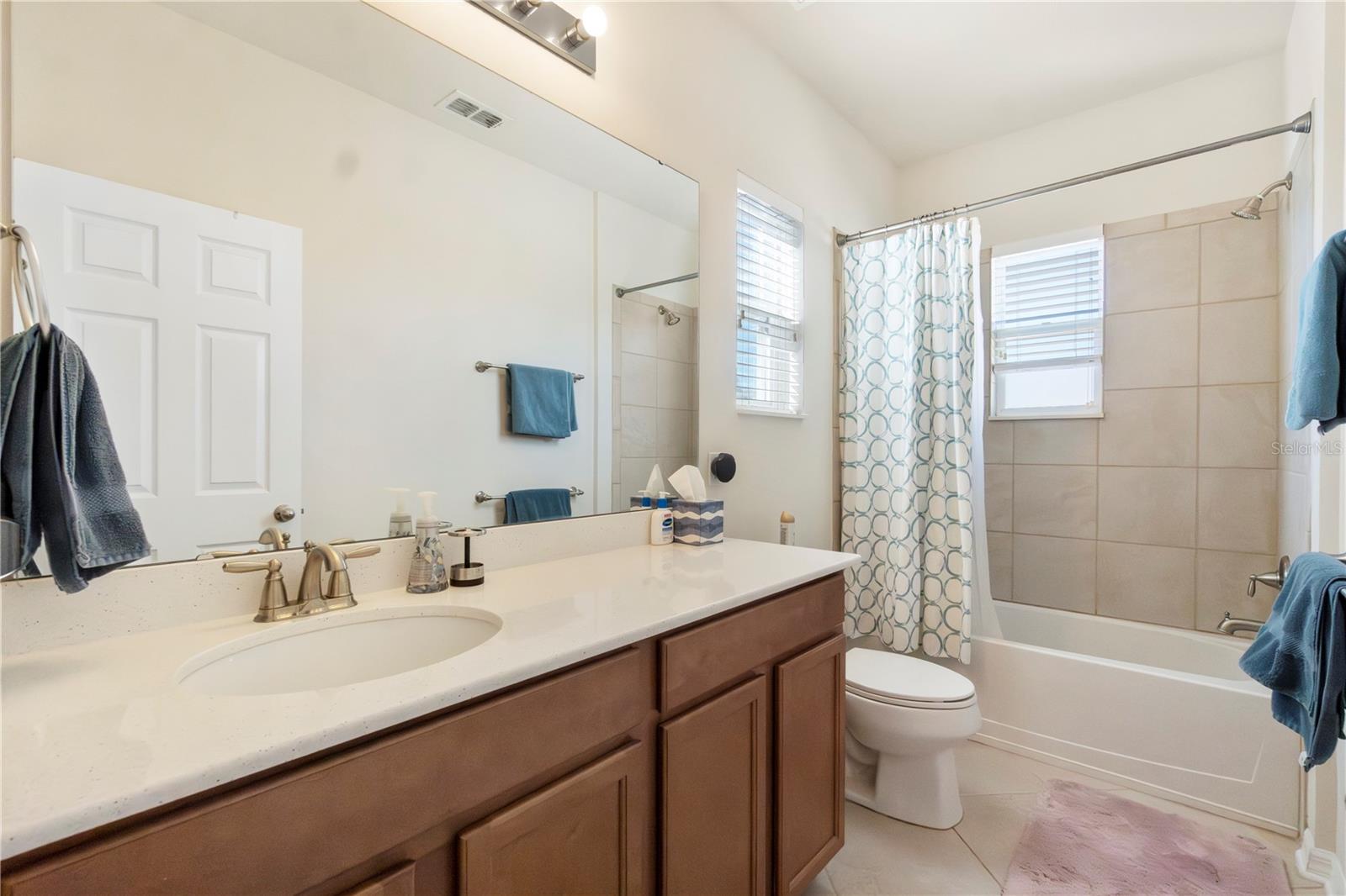 MAGNOLIA POINTE - Residential