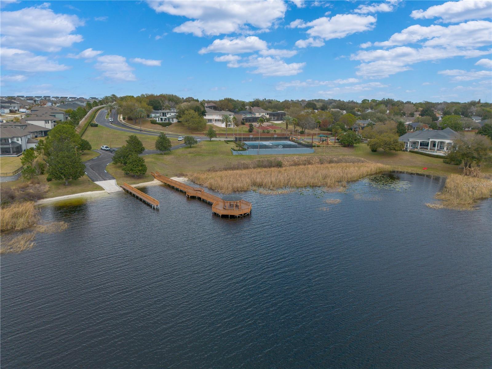 MAGNOLIA POINTE - Residential