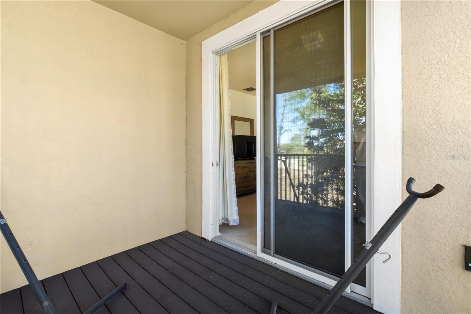 MAGNOLIA POINTE - Residential