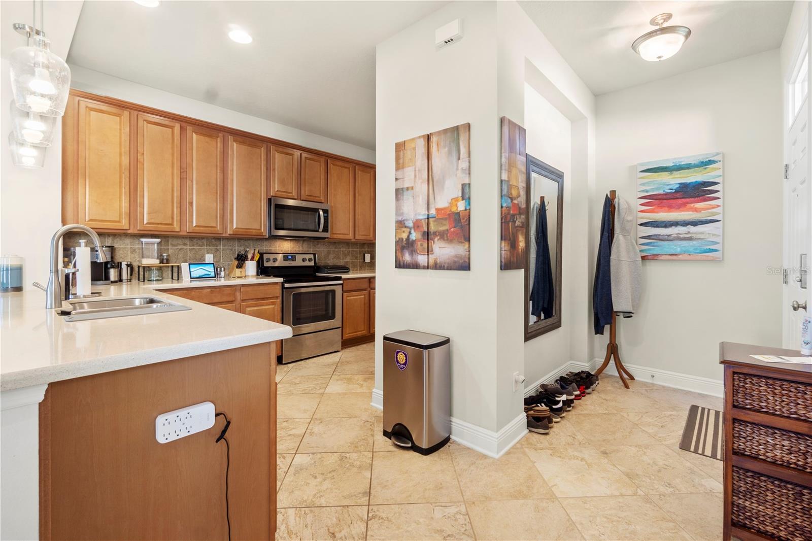 MAGNOLIA POINTE - Residential