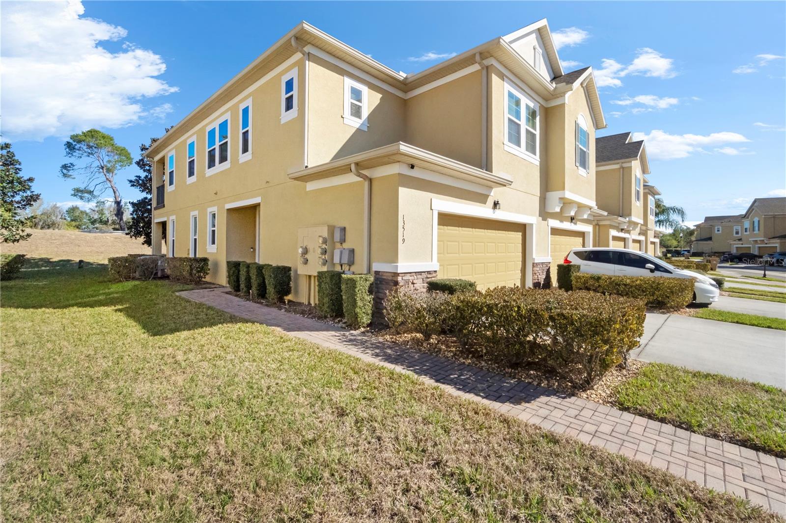 13519 FOUNTAINBLEAU DRIVE