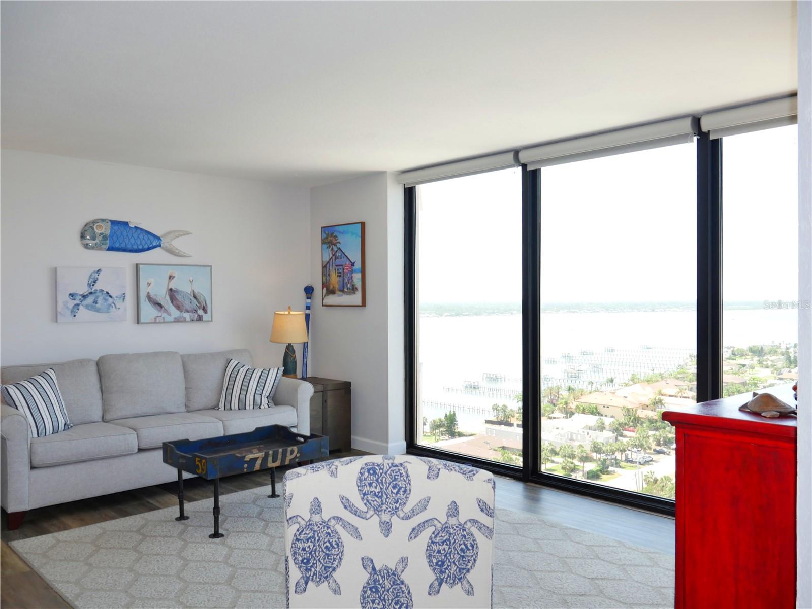 1 OCEANS WEST BOULEVARD 20B4