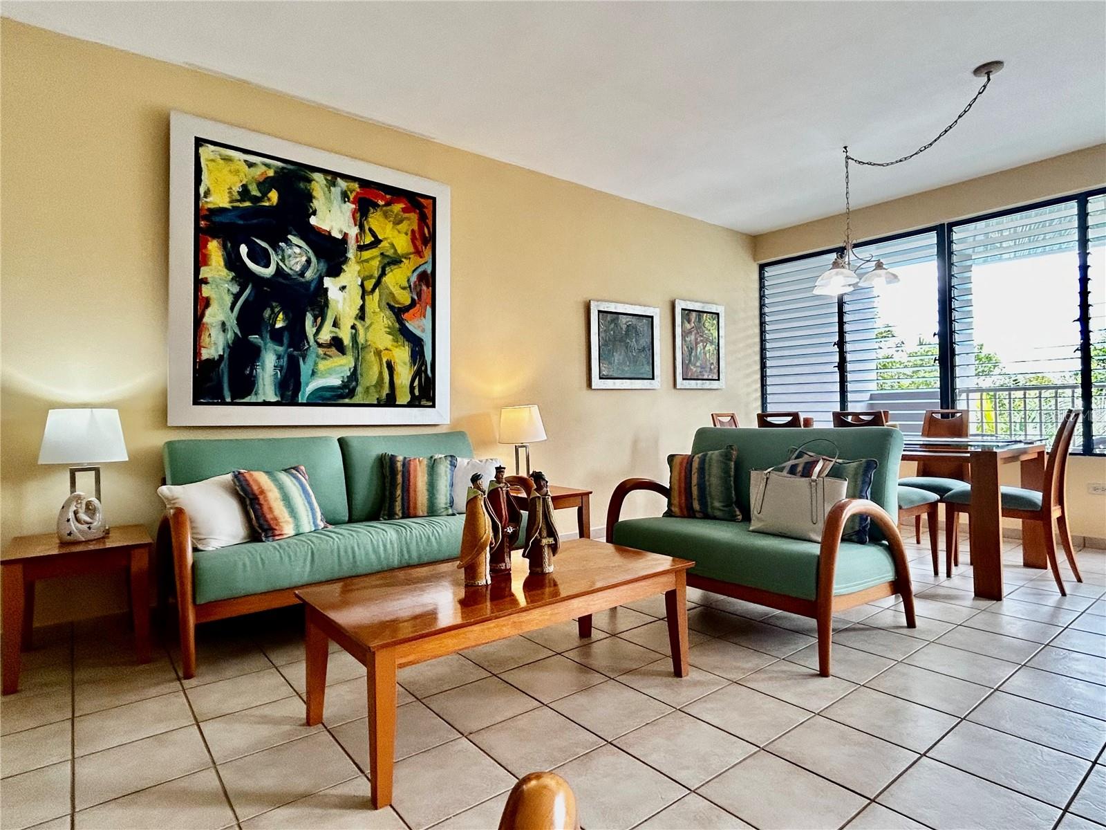 COND. PALMA DORADA VILLAGE - Residential