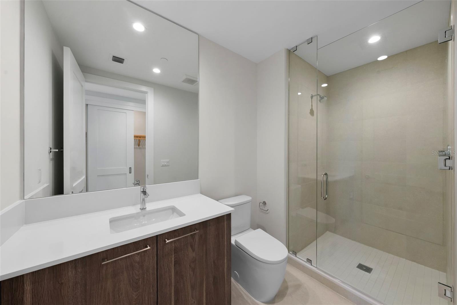 ART HOUSE - Residential