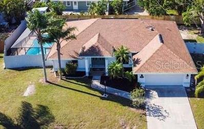 Available August 1, 2025 — Fully Updated 3 Bed / 2 Bath Home with Heated Saltwater Pool!
This beautifully updated and freshly painted 3-bedroom, 2-bath home is ready for move-in starting August 1, 2025!
Enjoy your own private oasis with a heated, saltwater in-ground pool (only a few years old), a huge screened-in lanai, and an oversized fenced-in backyard—perfect for relaxation and entertaining.
Additional features include:
Spacious split floor plan
Attached 2-car garage
No HOA or deed restrictions
Located on a quiet street with total privacy
Prime Location:
Just minutes to the South Venice Beach Ferry, boat ramp, and Shamrock Park
Close to Venice Downtown and Wellen Park
Quick access to shopping, dining, and entertainment
Don’t miss this rare opportunity to rent a move-in ready home in one of Venice’s most convenient neighborhoods!