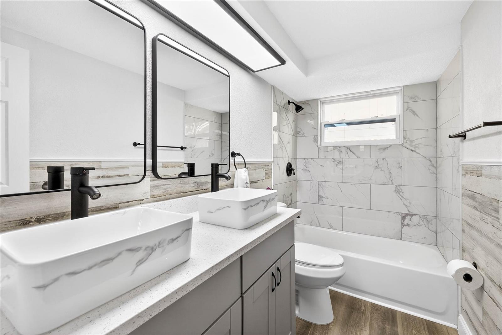 EMBASSY HILLS - Residential