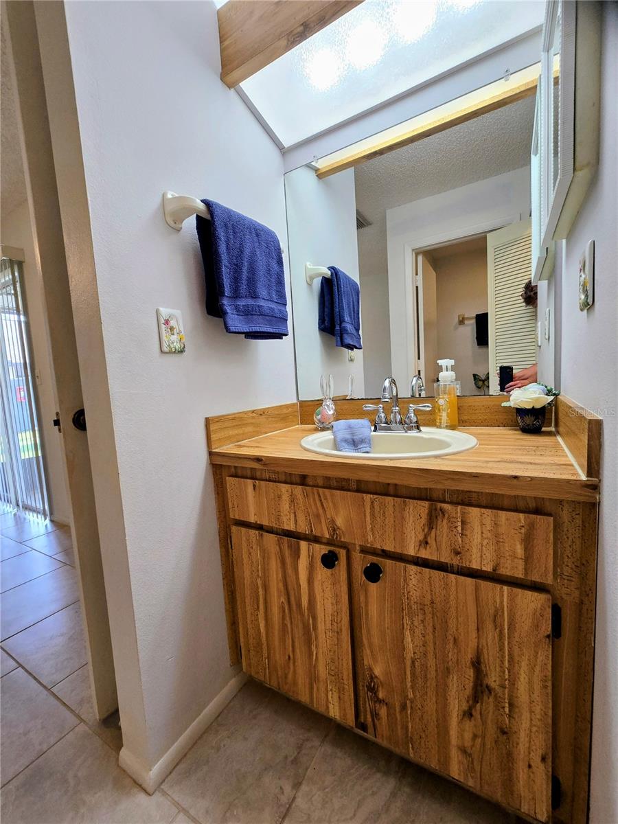 BELLE OAK VILLAS - Residential