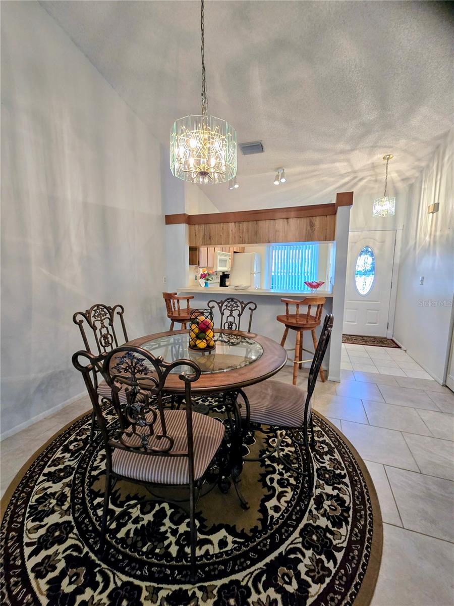 BELLE OAK VILLAS - Residential