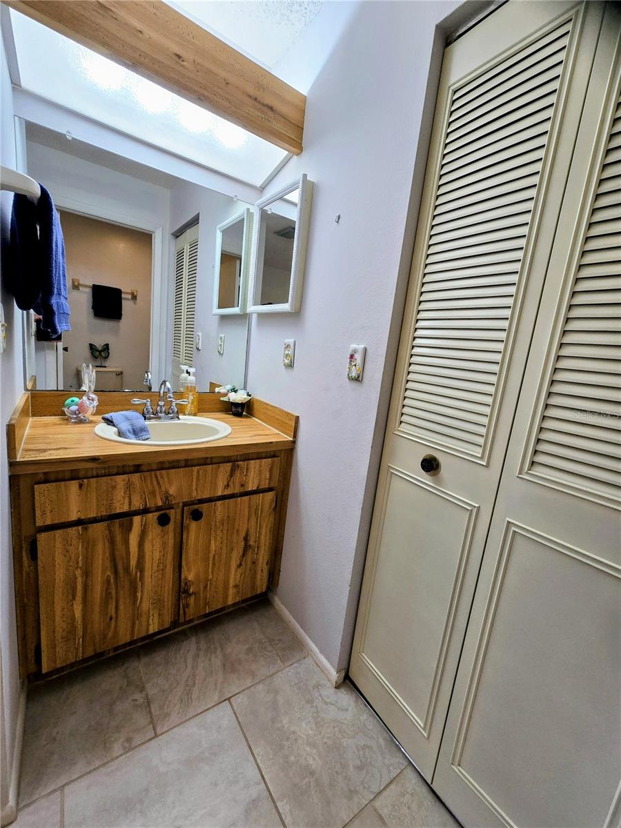 BELLE OAK VILLAS - Residential