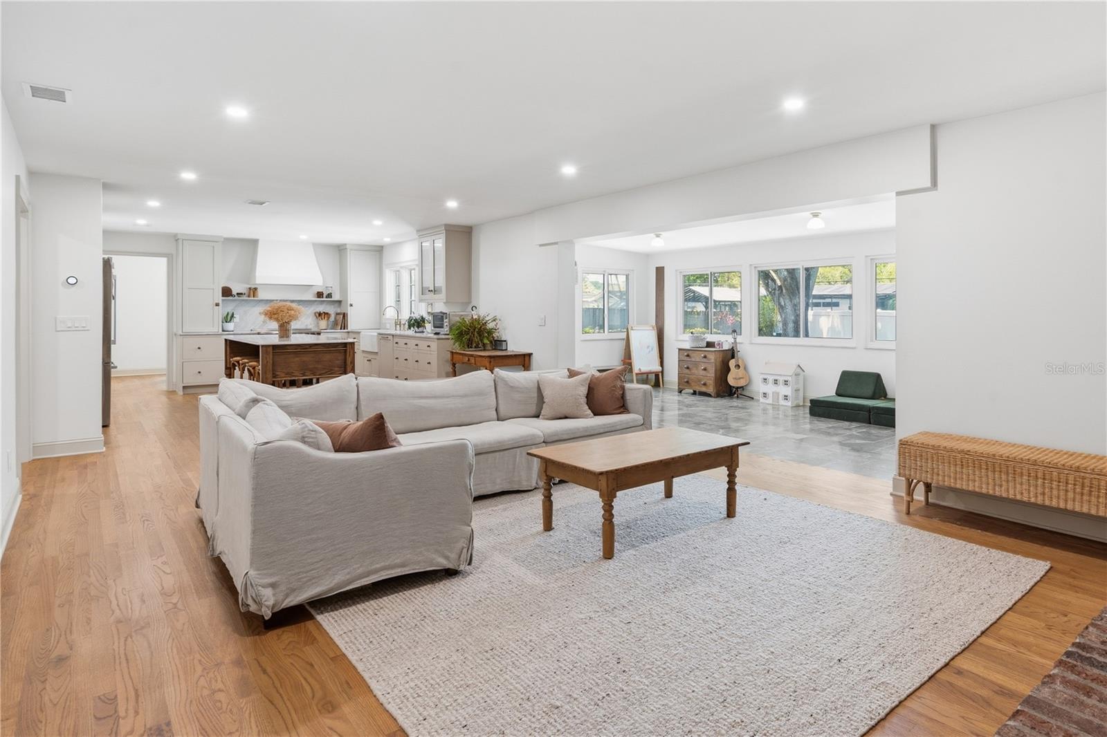 OAK PARK ESTATES 2ND ADD - Residential