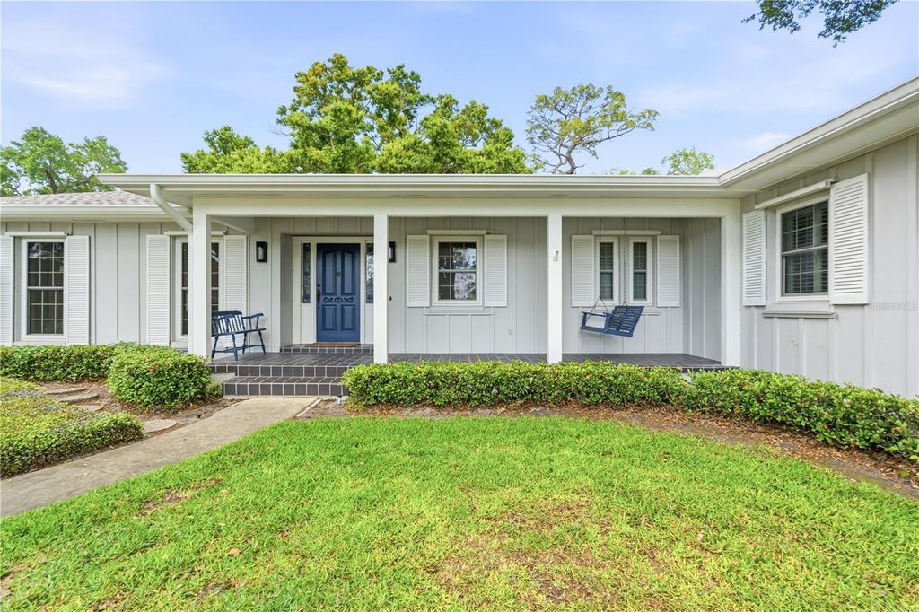 Photo of 1884 Oakdale Lane N, Clearwater, FL 33764 (MLS # TB8491013)