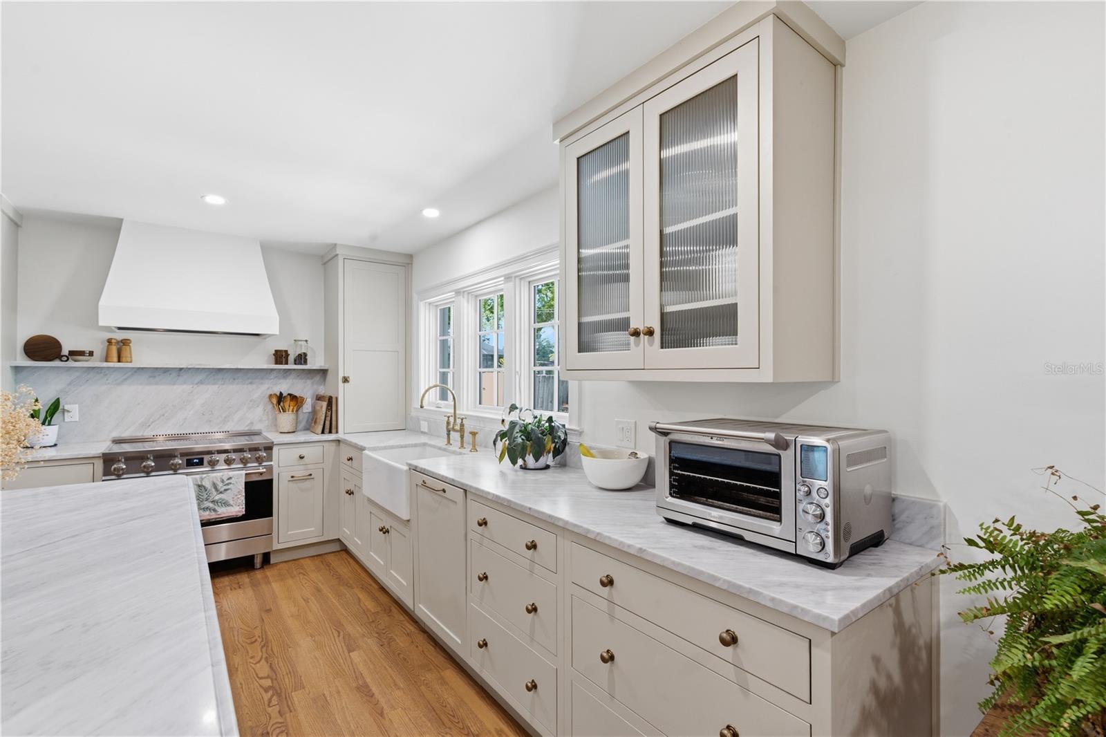 OAK PARK ESTATES 2ND ADD - Residential