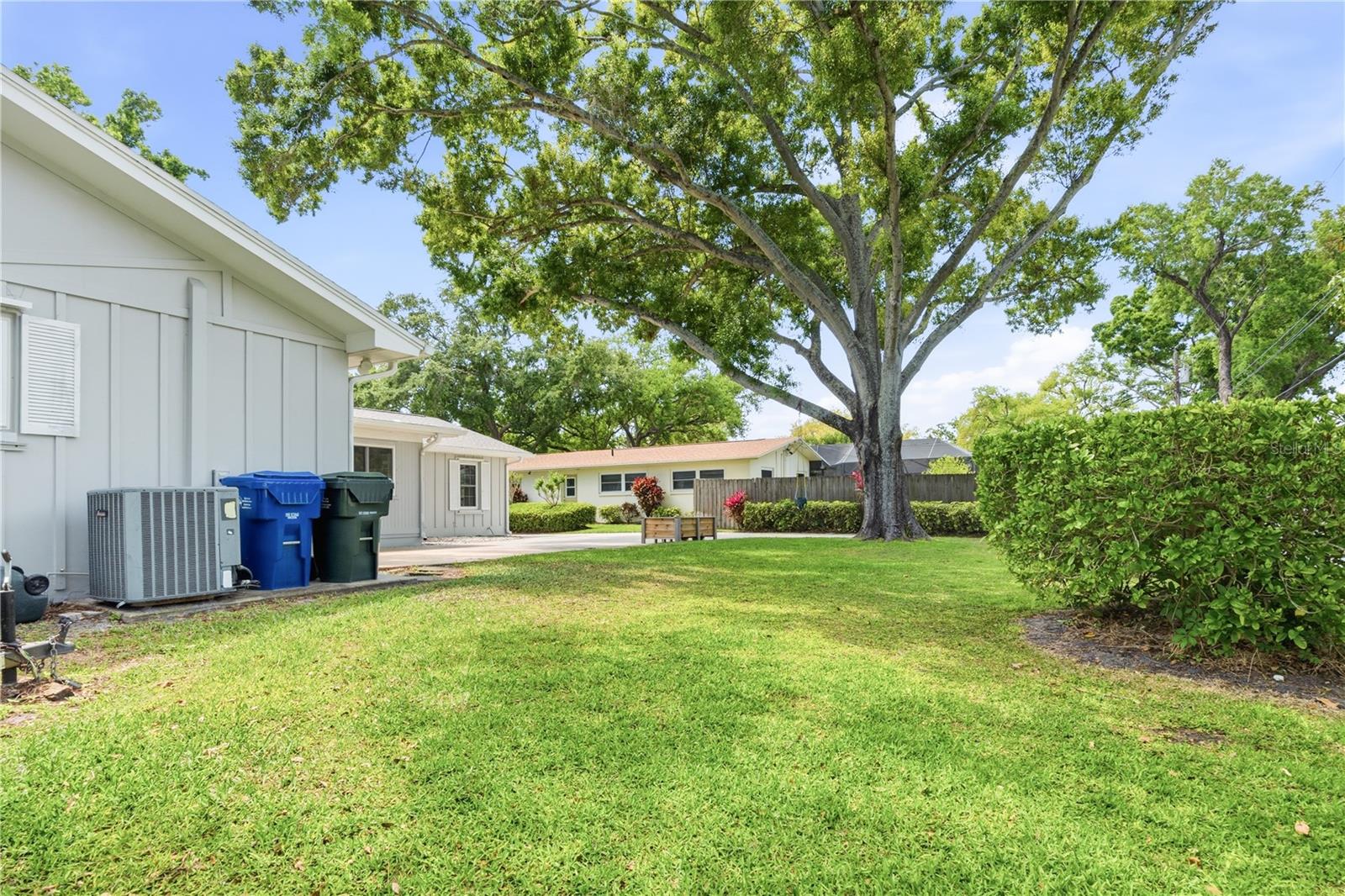 OAK PARK ESTATES 2ND ADD - Residential