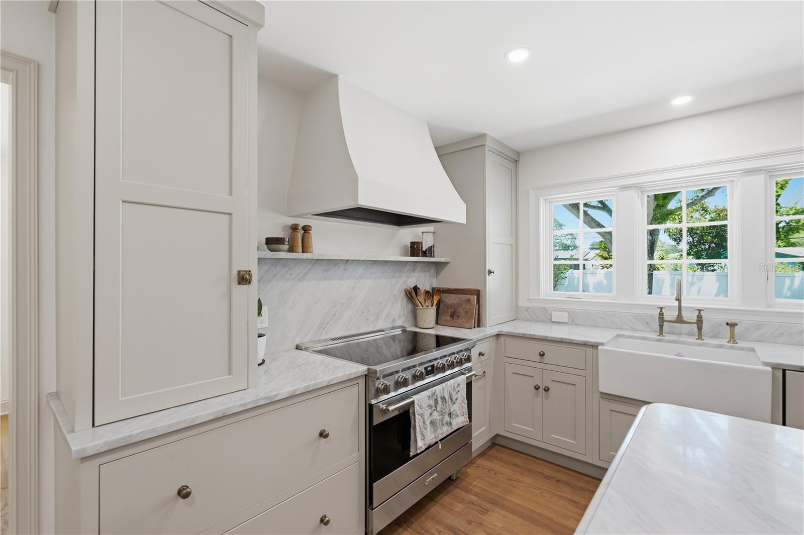 OAK PARK ESTATES 2ND ADD - Residential