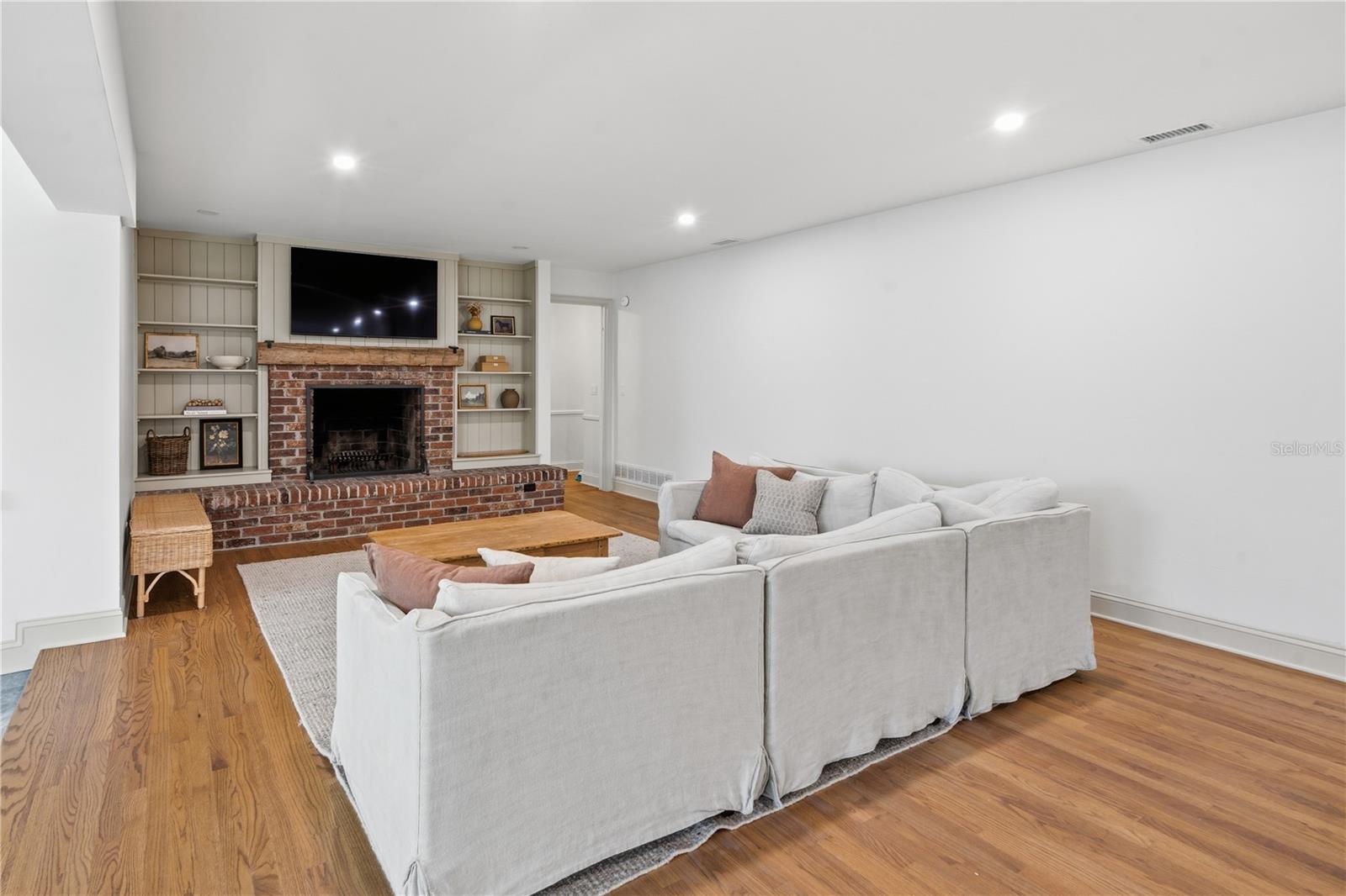 OAK PARK ESTATES 2ND ADD - Residential