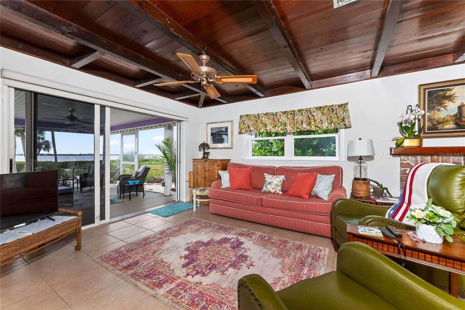 TYLER & DARLING ADD 01 - Residential