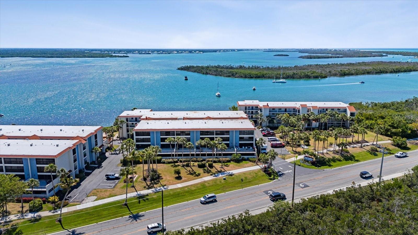 SANDPIPER KEY CONDO - Residential