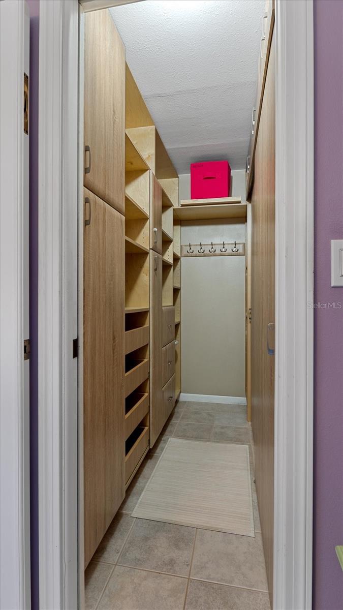 SANDPIPER KEY CONDO - Residential