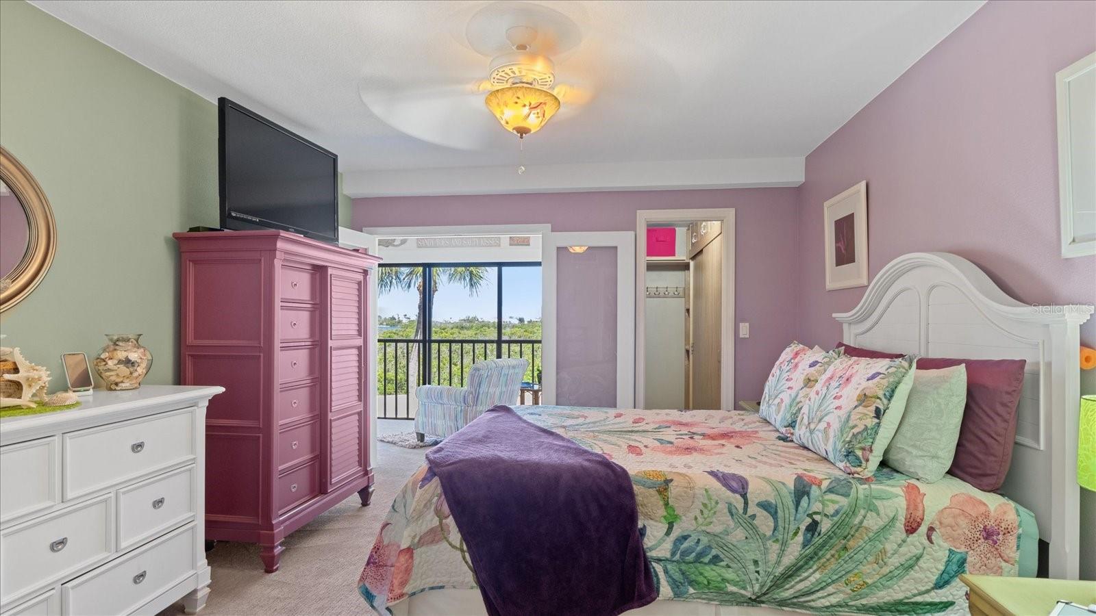 SANDPIPER KEY CONDO - Residential