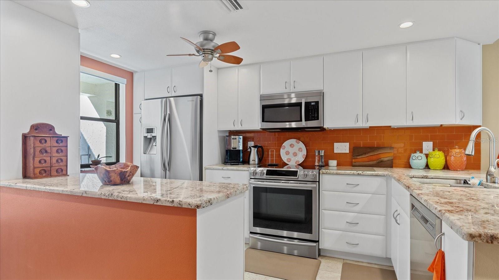 SANDPIPER KEY CONDO - Residential