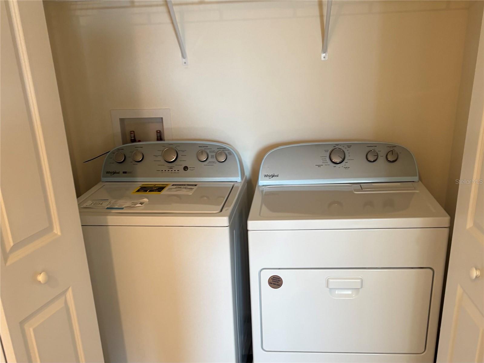 CREEKSIDE TWNHMS - Residential Lease