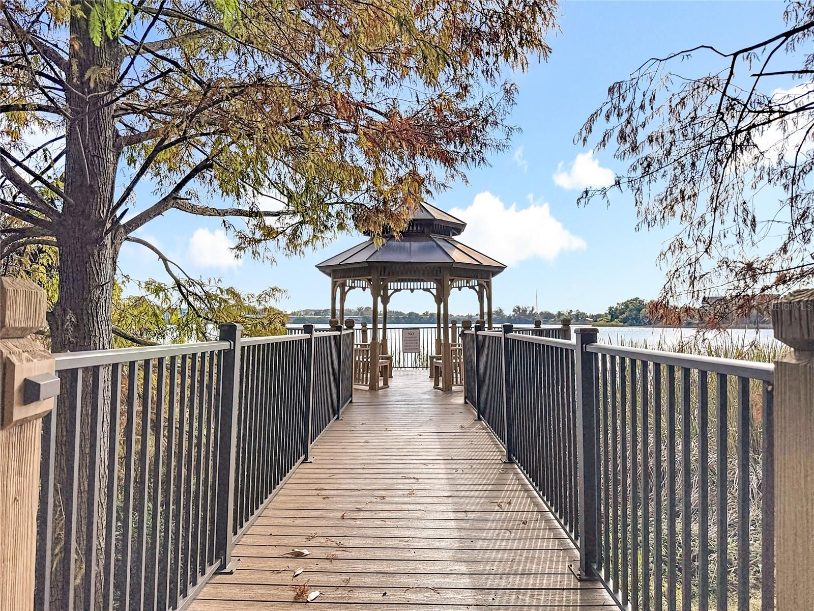 VISCONTI WEST BLDG 5 - Residential