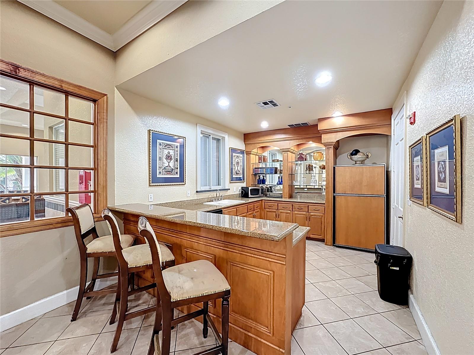 VISCONTI WEST BLDG 5 - Residential