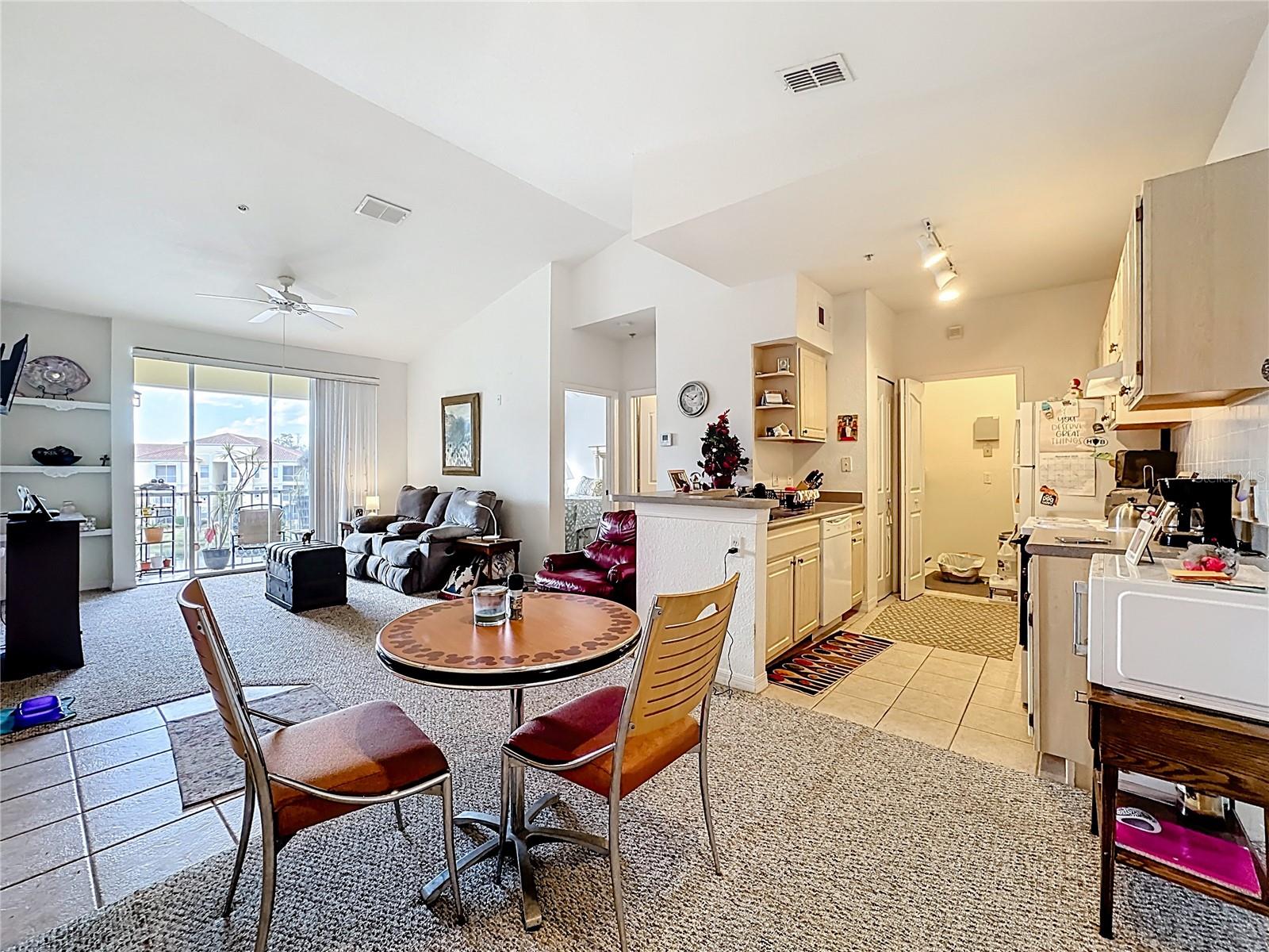 VISCONTI WEST BLDG 5 - Residential