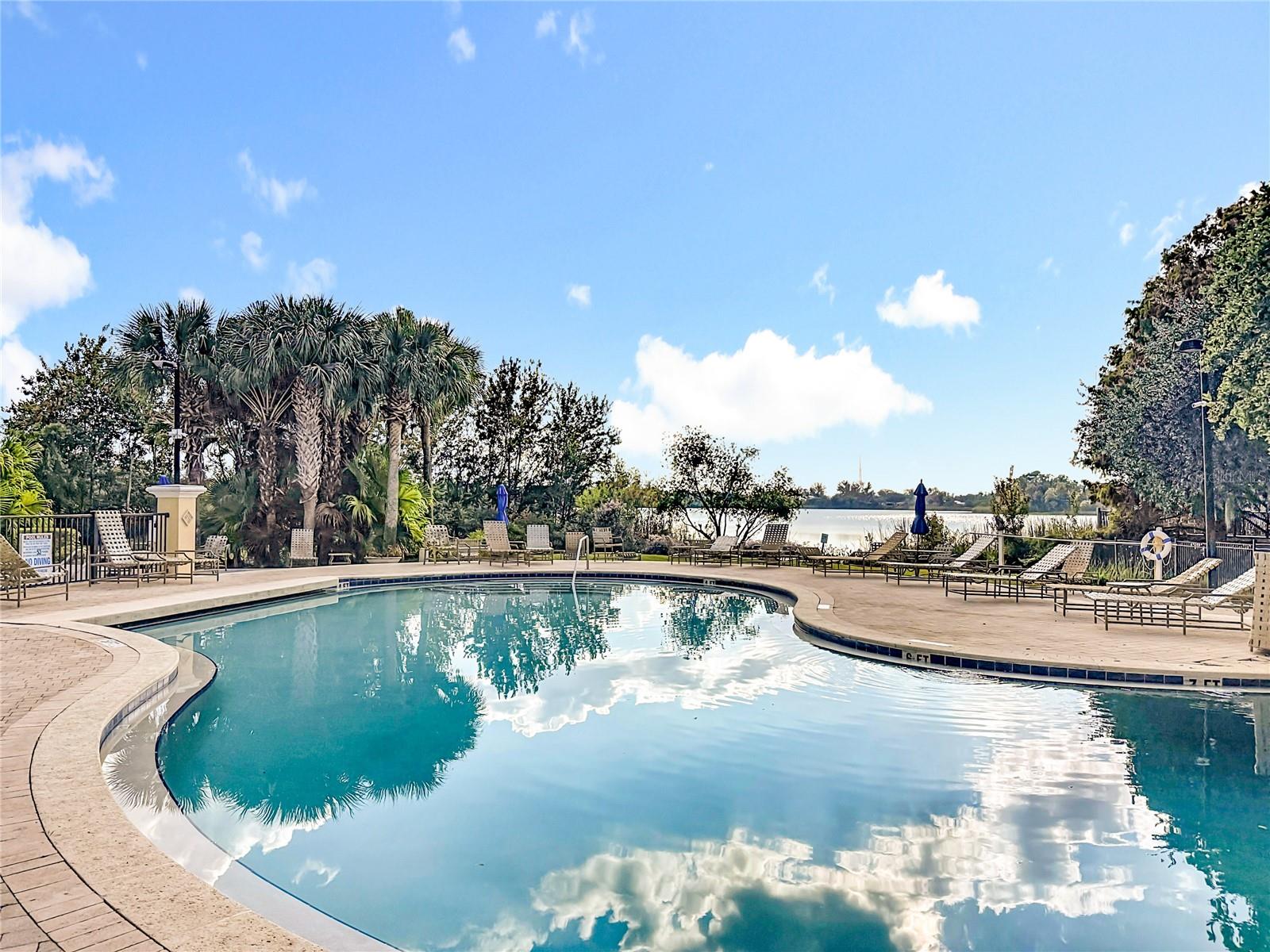 VISCONTI WEST BLDG 5 - Residential