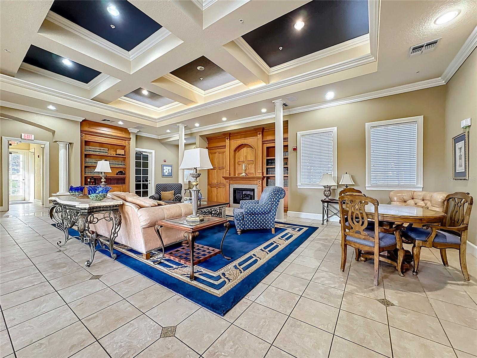 VISCONTI WEST BLDG 5 - Residential