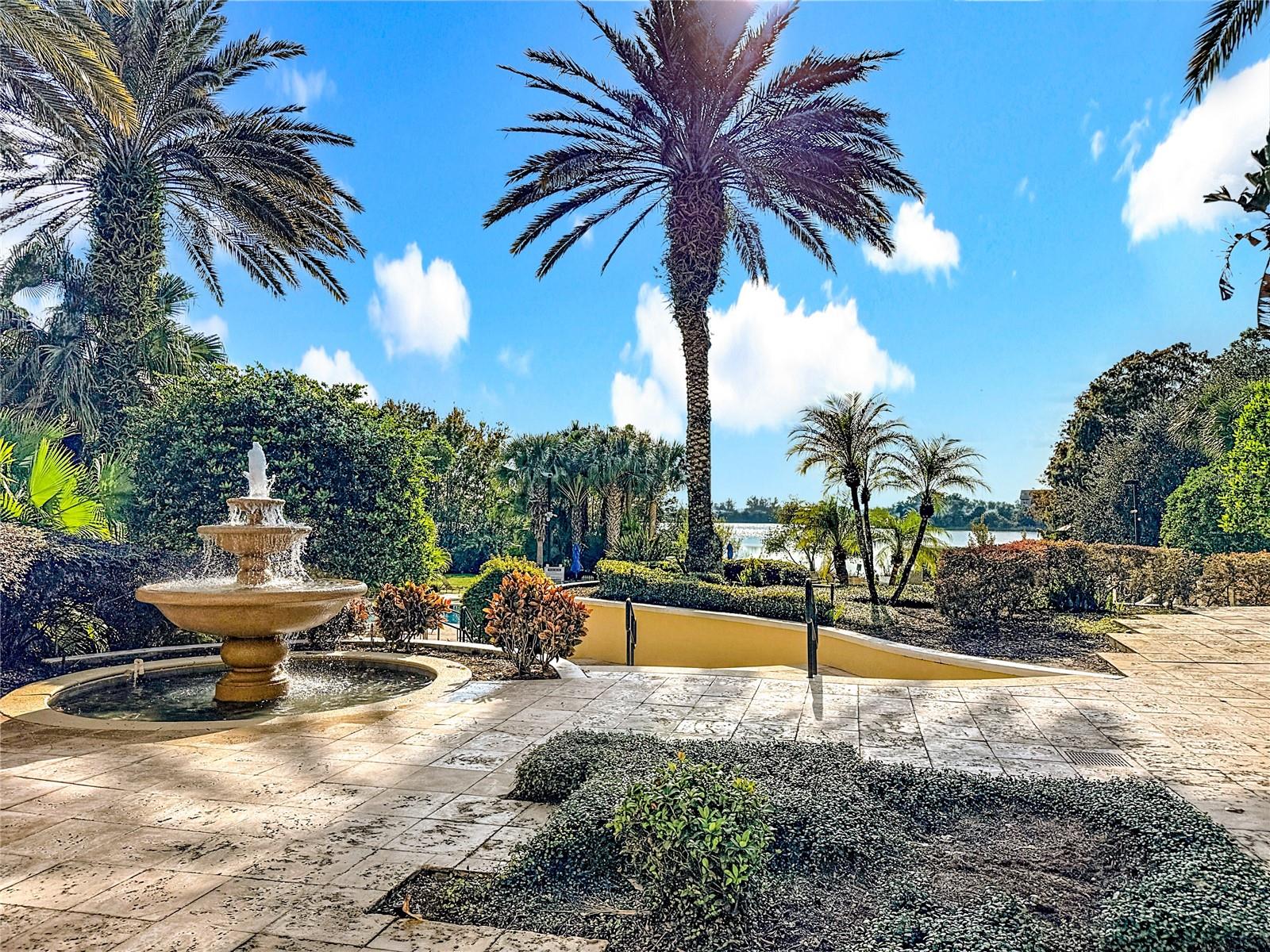 VISCONTI WEST BLDG 5 - Residential