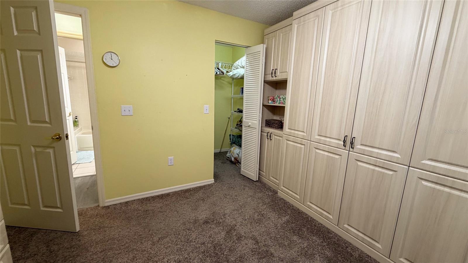 VALLEY WOOD - Residential