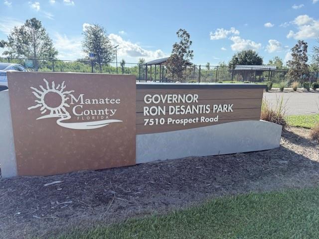 CENTRE LAKE - Residential Lease