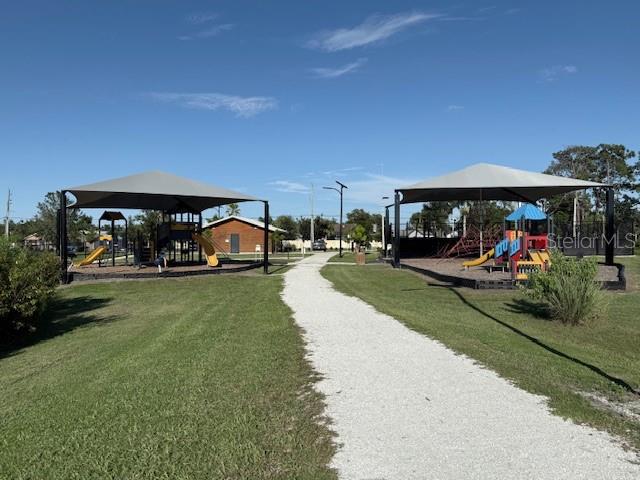 CENTRE LAKE - Residential Lease