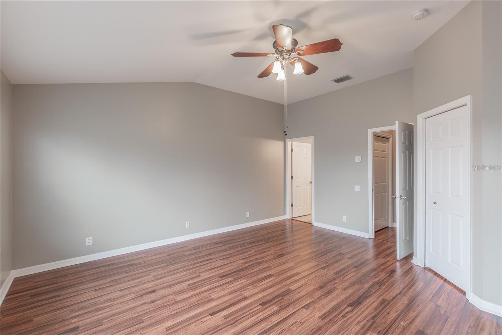 PARK PLACE TWNHMS - Residential Lease