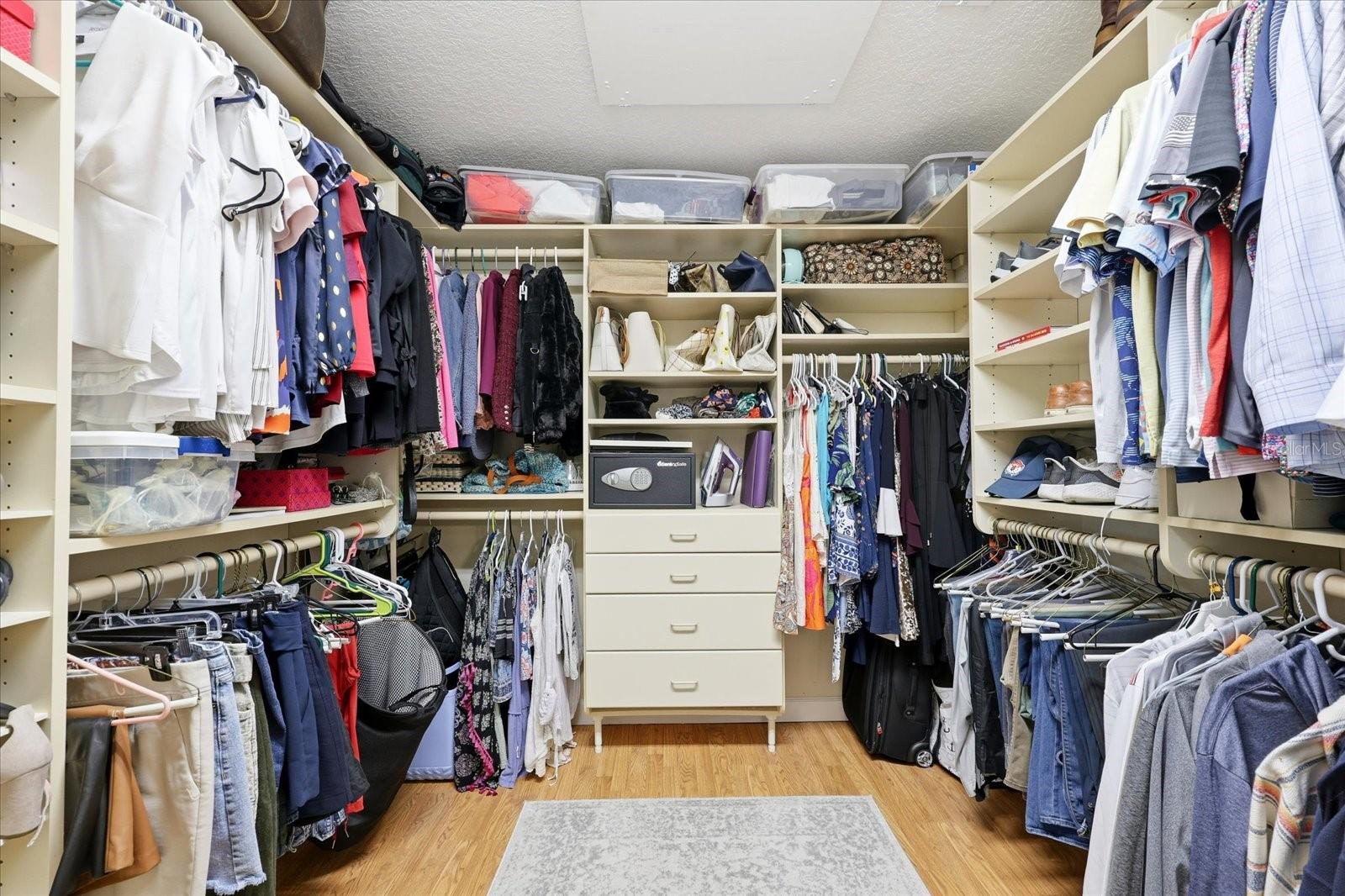 VILLAGE OF PARADISE ISLAND - Residential