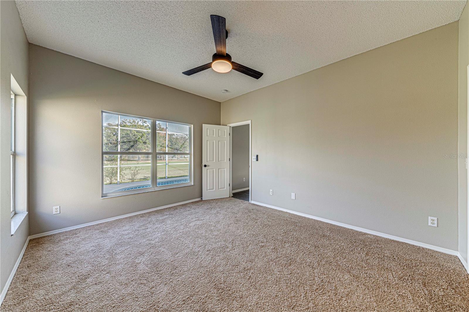 FAIRWAYS LAKE ESTATES - Residential