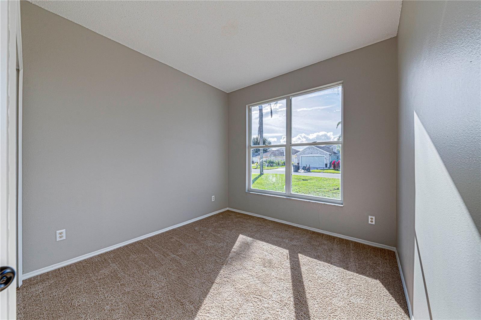 FAIRWAYS LAKE ESTATES - Residential